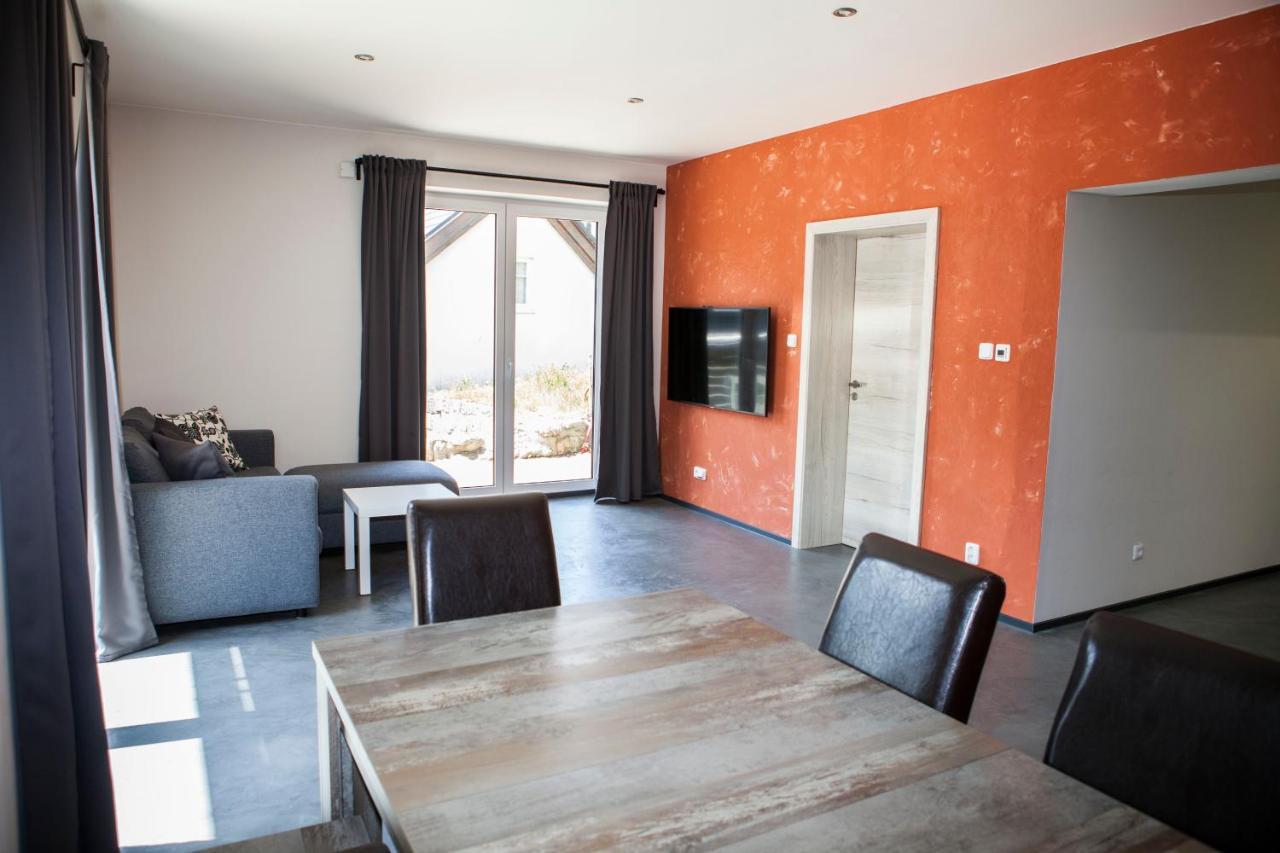 U Tri Bratru Apartment